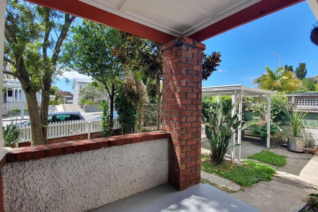Bright And Modern Oasis In Kingsland Villa Auckland Exteriör bild