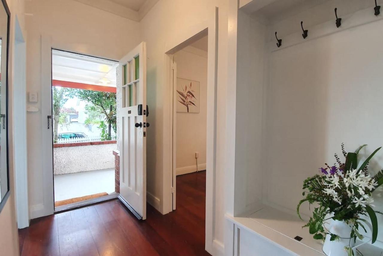 Bright And Modern Oasis In Kingsland Villa Auckland Exteriör bild